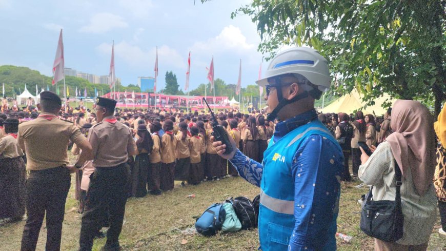PLN Amankan Listrik Upacara Hari Pramuka ke-64 Tanpa Kedip