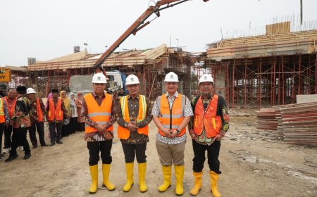 Kunjungi Pembangunan Venue Muktamar 49, Raja Muda Perlis Tanam Pohon Durian