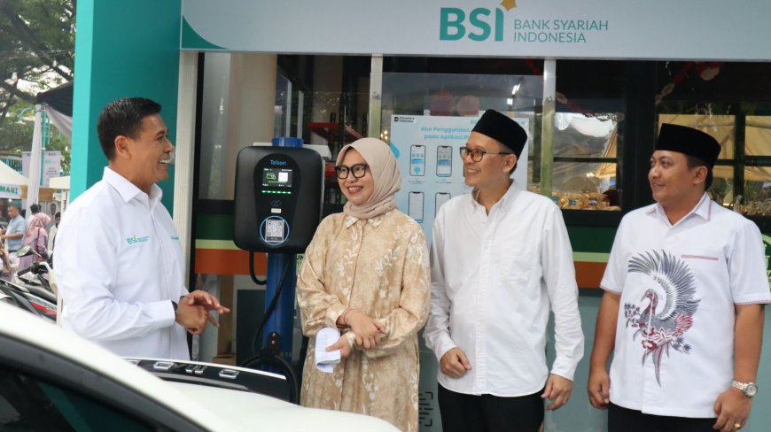 Dukung Ekosistem Kendaraan Listrik, PLN dan BSI Resmikan SPKLU di Masjid Raya Bintaro Jaya