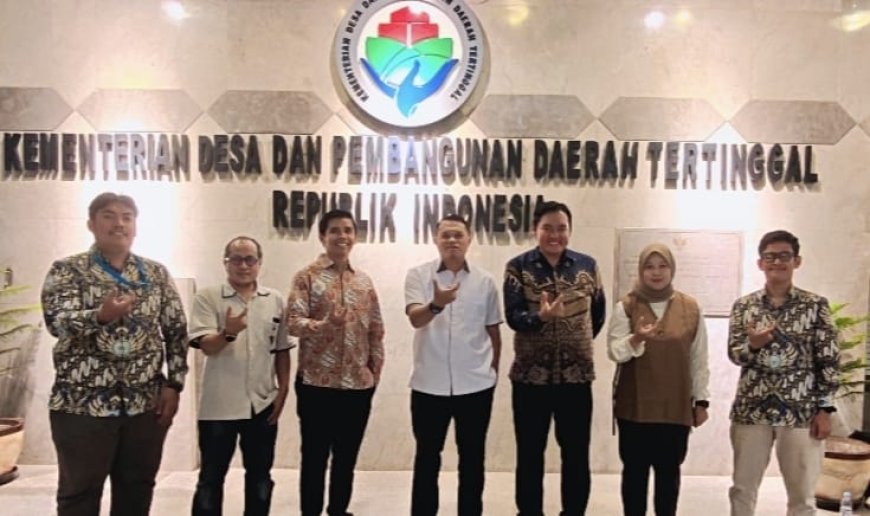 Bahas Peluang Kerja Sama, Fakombis SaintekMu Audiensi dengan Kemendes PDT