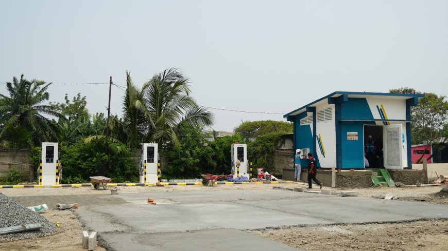 PLN Pasok Listrik 1,1 MVA ke PT Niscala Energi Indonesia, Perkuat Charging Station Kendaraan Listrik di Jakarta Barat