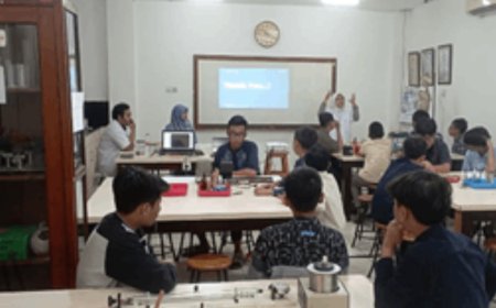Uhamka Gelar Program Open Lab Perdana, Ajak Siswa SMA Belajar Sains Lewat Eksperimen Nyata
