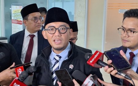 Kemenhaj Setujui Pramugari Berbusana Syar’i di Penerbangan Jemaah Indonesia