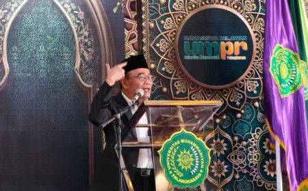 Dalam Wisuda UM Palangkaraya, Muhadjir Effendy Tekankan Inklusivitas dan SDM Berkualitas