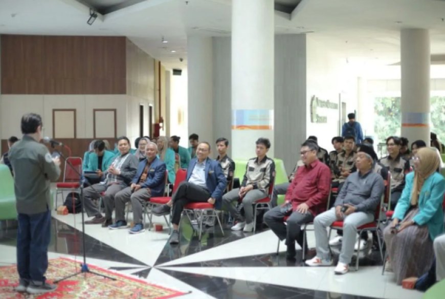 UMS Lepas Tujuh Tim Mahasiswa untuk Berlaga di ONMIPA, KJI, dan KMI Expo XVI