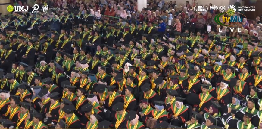 Gelar Wisuda 1.558 Lulusan, Rektor UMJ Dorong Alumni Jadi Agen Riset dan Inovasi Berbasis SDGs