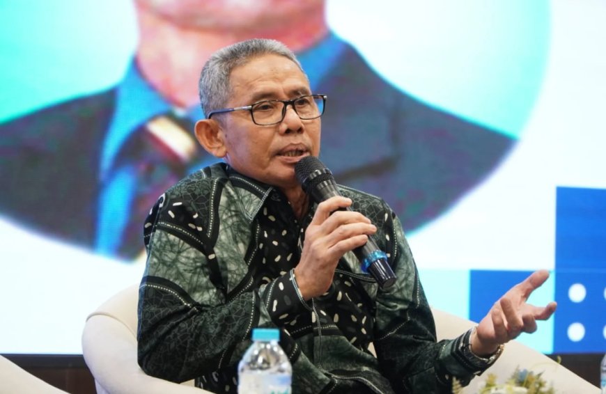 Peringatan Hari Guru, Irwan Akib: Peran Guru Tidak Tergantikan Teknologi