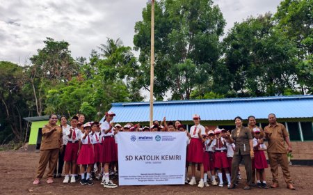 Pascabencana, Kemendikdasmen-MDMC Hadirkan Sekolah Darurat Tangguh untuk Anak-anak Flores Timur