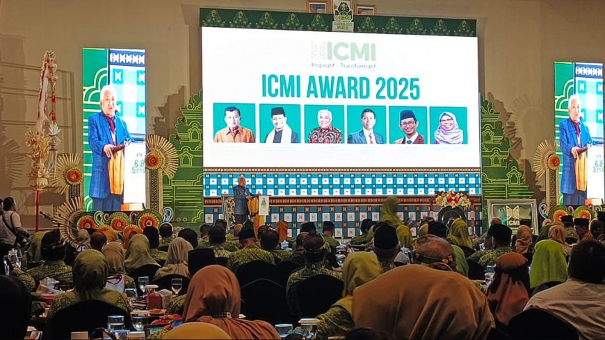 Din Syamsuddin Raih Penghargaan ICMI Award untuk Kontribusi di Pendidikan dan Perdamaian
