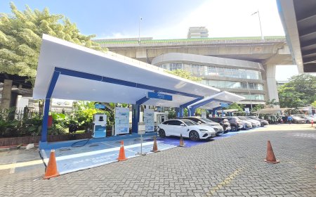 PLN Resmikan SPKLU Center Bulungan, Percepat Ekosistem Kendaraan Listrik di Jakarta