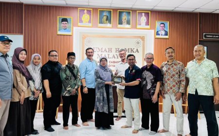 FKIP UM Gresik Perluas Jejak Internasional Lewat PLP, Literasi Migran, dan Kolaborasi Pendidikan di Malaysia