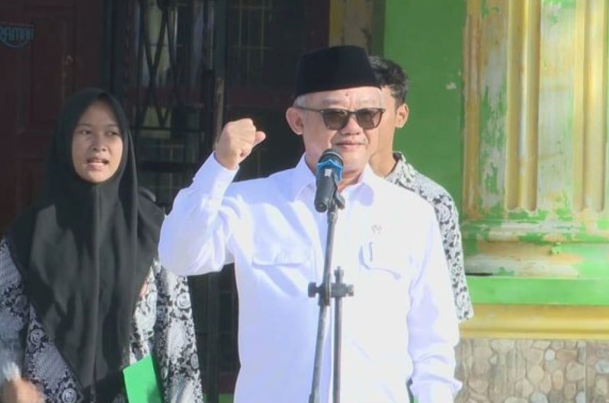 Hari Pertama Sekolah di Wilayah Bencana, Mendikdasmen Sampaikan Pesan Bangkit untuk Pelajar Aceh Tamiang