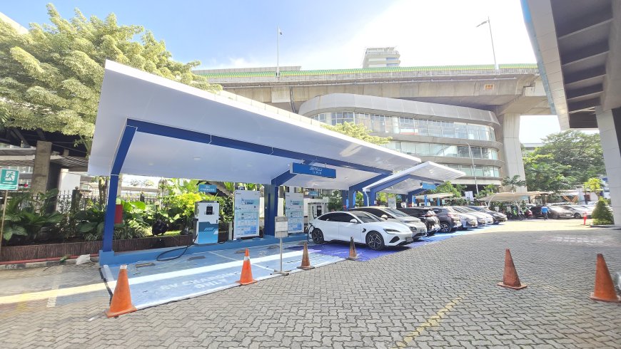 PLN Resmikan SPKLU Center Bulungan, Percepat Ekosistem Kendaraan Listrik di Jakarta