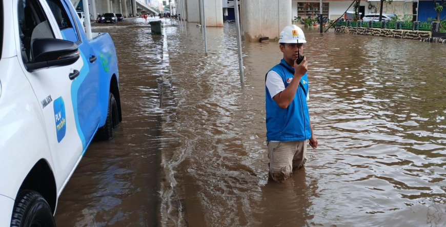 Antisipasi Musim Hujan, PLN Ingatkan Bahaya Listrik dan Pentingnya Stopkontak Tahan Air