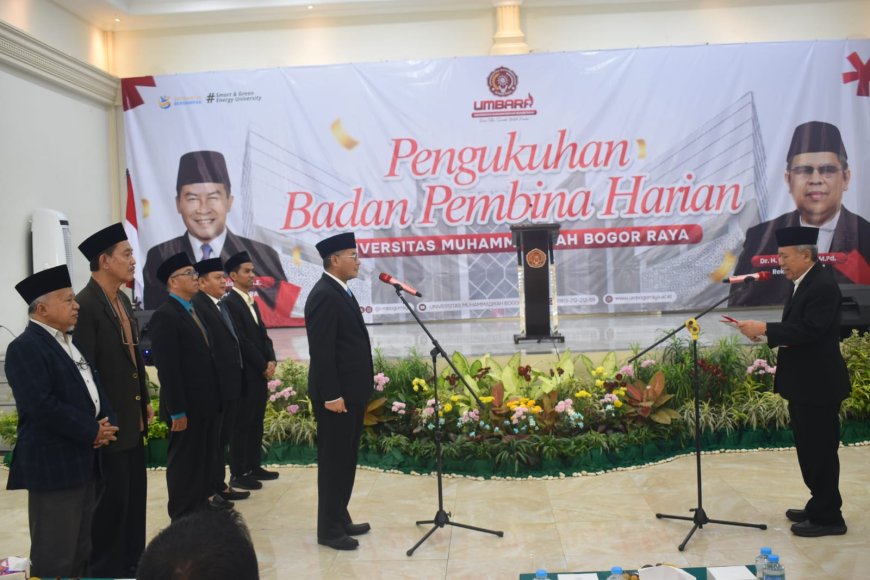 UMBARA Kukuhkan BPH, Syafiq Mughni Dorong Jadi Universitas Unggul dan Berdampak