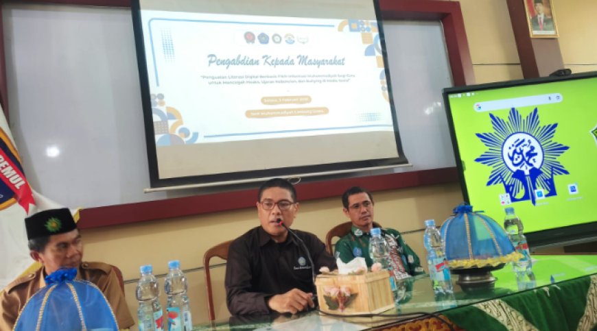 Prodi Ilmu Komunikasi Unismuh Makassar Bekali Guru Literasi Digital dan Fikih Informasi Muhammadiyah