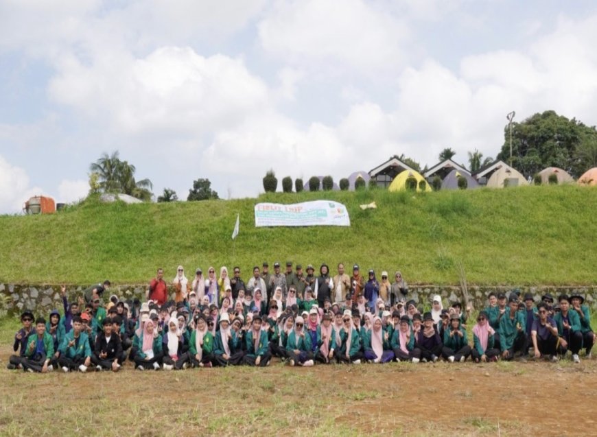 UMRI Berangkatkan 155 Mahasiswa Penerima Beasiswa Pemprov Riau Field Trip di Sumbar