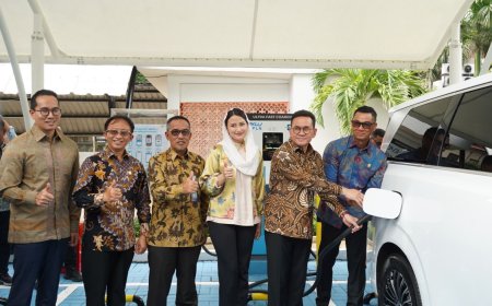 PLN dan Kemendag Hadirkan SPKLU Ultra Fast Charging untuk Percepat Ekosistem Kendaraan Listrik