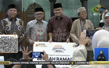 BPKH-Kemendikdasmen Salurkan 8.000 Perlengkapan Salat untuk Difabel dan Dhuafa