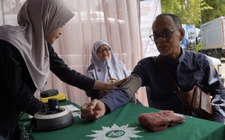 Lazismu Dirikan Posko Mudik di Brebes dan Merak, Layani Kesehatan Pemudik