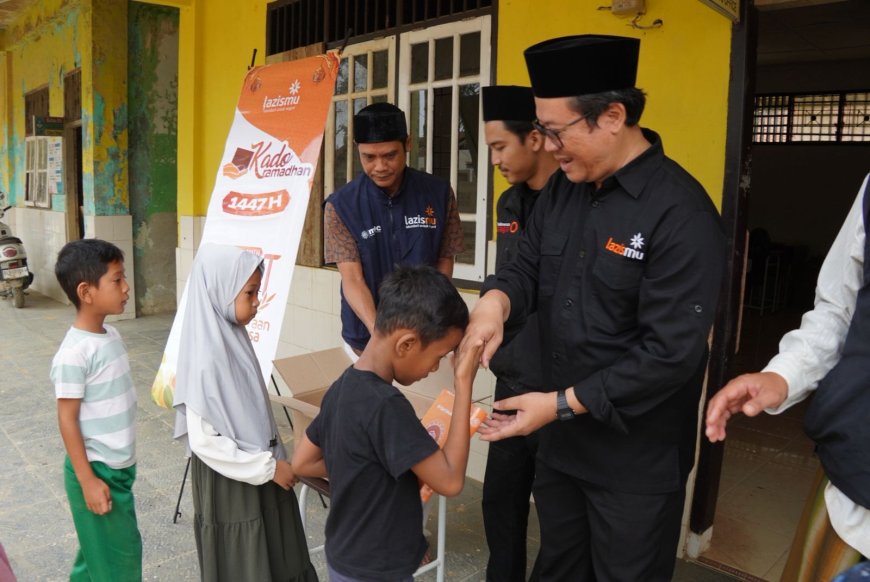 Lazismu Salurkan Mushaf Al-Qur’an untuk Siswa Terdampak Banjir di Aceh Tamiang