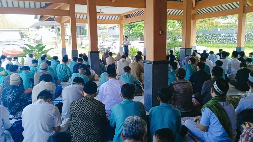 Shalat Idulfitri di Rempoah Banyumas Tetap Khidmat di Tengah Cuaca Hujan