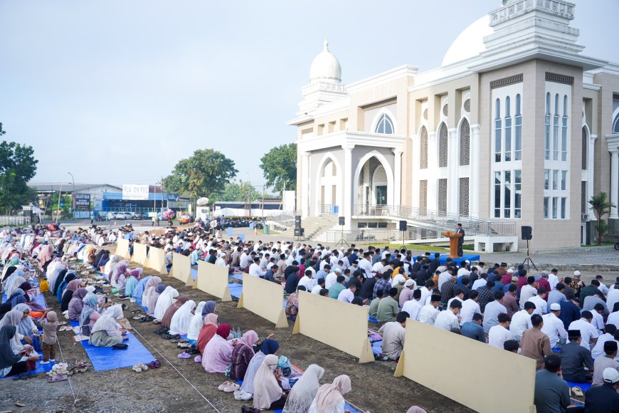 Salat Idulfitri di Kampus UMP Berlangsung Khidmat, Rektor Ajak Jaga Istiqamah