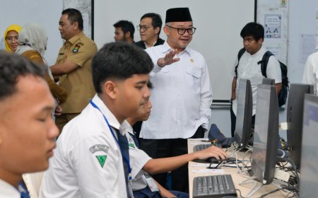 TKA SMP Berjalan Lancar, Mendikdasmen Pastikan Sistem Antikecurangan dan Data Lebih Komprehensif