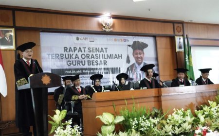 Ridho Al Hamdi Dikukuhkan Jadi Guru Besar UMY, Soroti Disfungsi Partai Politik Global