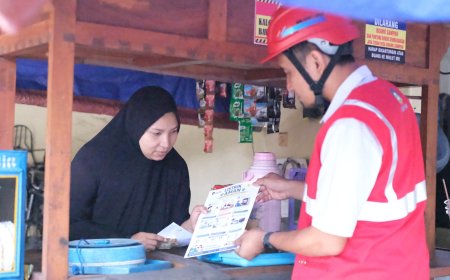 PLN Edukasi Pedagang Jakarta soal Keselamatan Listrik, Perkuat Budaya K3 di Hari K3 Sedunia