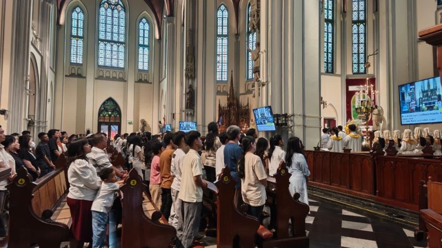 PLN Pastikan Listrik Andal, Ibadah Paskah di Katedral Jakarta Berlangsung Khidmat