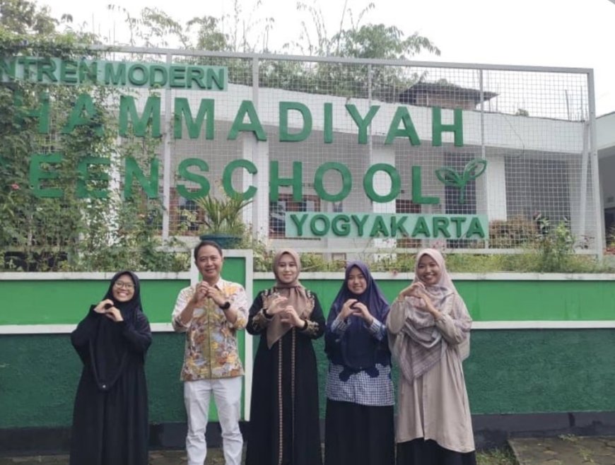 Hilman Latief Tinjau Pesantren Modern Muhammadiyah Green School Yogyakarta