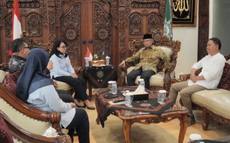 Haedar Nashir Dorong Perbankan dan Asuransi Syariah Perkuat Dukungan bagi UMKM