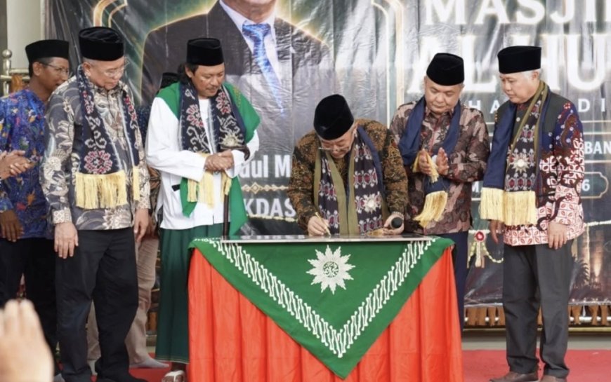 Abdul Mu’ti Resmikan Masjid Al Huda di Bangkalan, Tekankan Masjid sebagai Pusat Persatuan dan Pendidikan