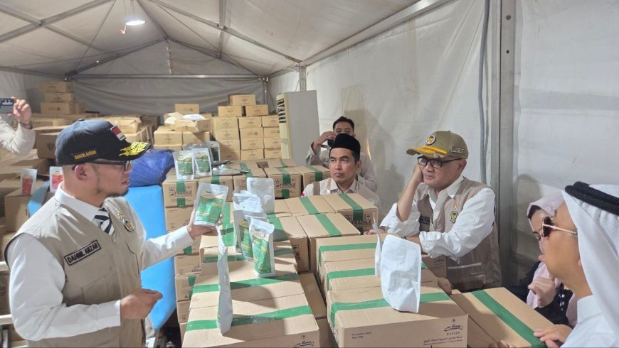 Menhaj Tinjau Gudang Makanan Haji di Arafah, Pastikan Konsumsi Jemaah Siap dan Higienis