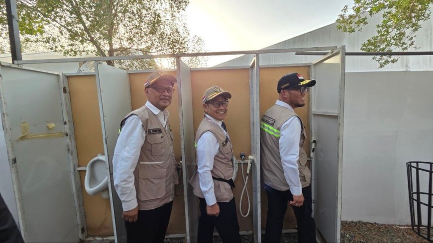 Kemenhaj Evaluasi Fasilitas Toilet Haji di Arafah, Fokus pada Kenyamanan Jemaah Lansia