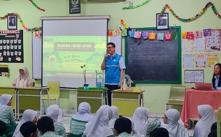 PLN Goes to School, Siswa SDIT Al Muhajirin Diajak Jadi Generasi Penjaga Energi Masa Depan