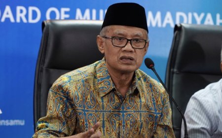 Membangun Kemandirian Umat