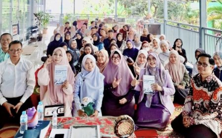Pekom CreativeHub Resmi Diluncurkan, FKIP UHAMKA Dorong Mahasiswa Jadi Wirausaha Inovatif dan Pencipta Lapangan Kerja