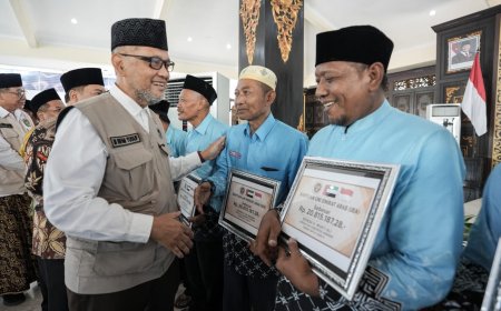 17 Jemaah Haji Asal Jombang Terima Bantuan UEA, Kemenhaj Pastikan Tepat Sasaran