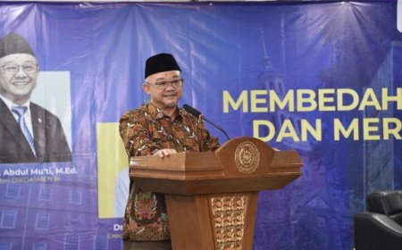 Abdul Mu’ti Dorong Lulusan PTMA Tempuh Studi di Luar Negeri untuk Perkuat Daya Saing Global