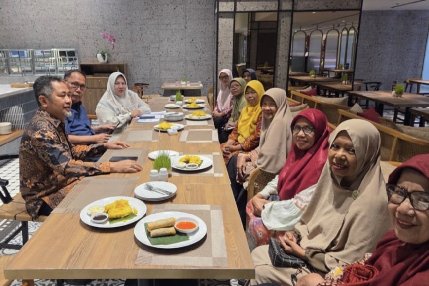 UM Palembang dan PDA Lubuk Linggau Perkuat Sinergi Pendidikan, Serahkan Bantuan Mikroskop untuk ITMS