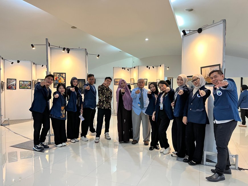 UNDIRA Gelar Pameran Fotografi, Mahasiswa Angkat Kisah Kemanusiaan Lewat 56 Karya