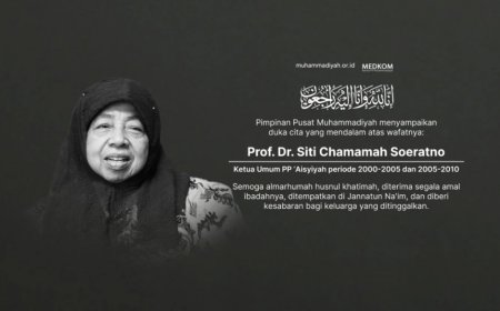 Haedar Nashir Kenang Chamamah Soeratno sebagai Cendekiawan dan Tokoh Besar ’Aisyiyah