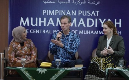 Kedubes Belanda Apresiasi Model Perdamaian Lintas Iman Muhammadiyah melalui Aksi Lingkungan