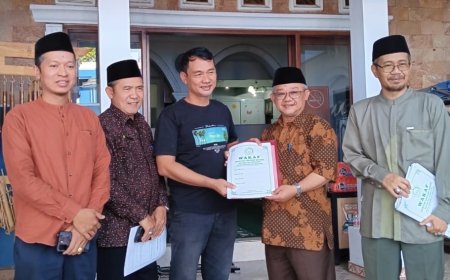 Abdul Mu’ti dan Keluarga Wakafkan Empat Bidang Tanah untuk Pengembangan Dakwah Muhammadiyah