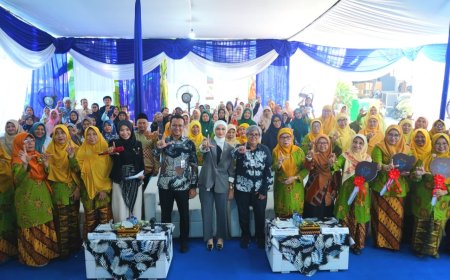 ’Aisyiyah dan KLH Perkuat Pengelolaan Sampah Berbasis Masyarakat, Salurkan Bantuan Sarana Lingkungan