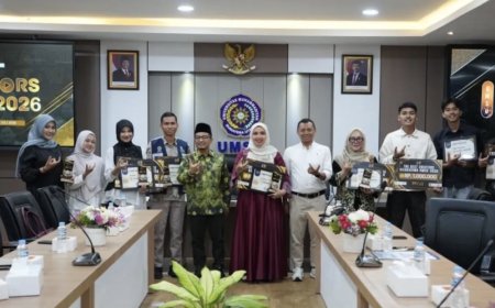 Rektor UMSU Apresiasi Pemenang Creators Fest 2026