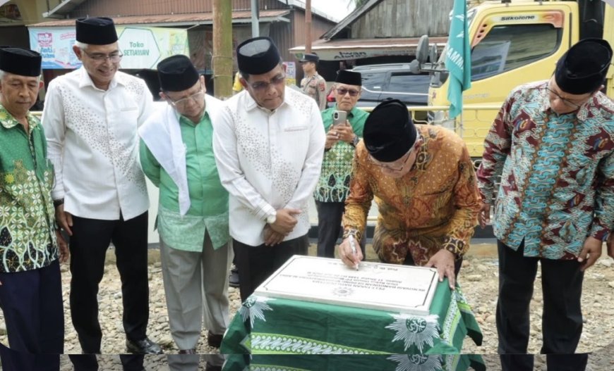 Haedar Nashir Tinjau Pedalaman Kalsel, Resmikan Pembangunan Gedung Dakwah Muhammadiyah di HSS dan HSU