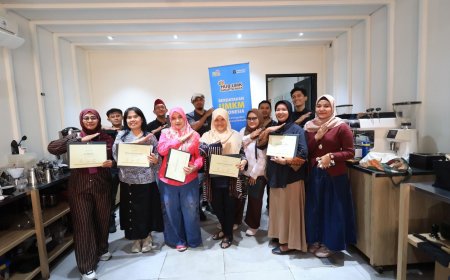 PLN UID Jakarta Raya Dorong UMKM Binaan Kembangkan Produk Kopi Lewat Pelatihan Manual Brewing